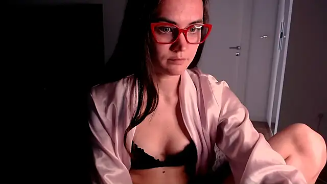 EvelynGG online show from May 19, 11:27 am