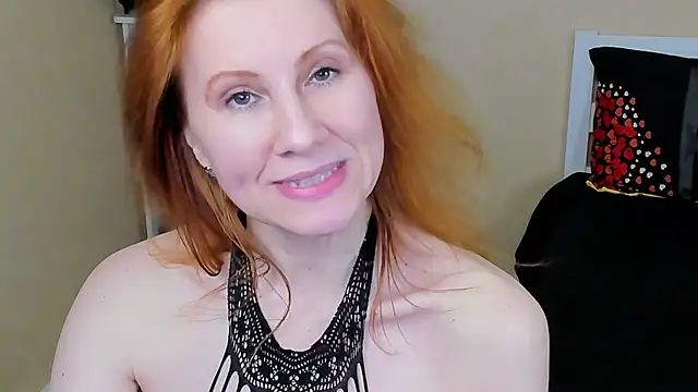 FoxySophia online show from January 16, 1:04 pm