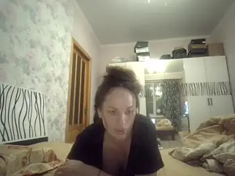 LindaStarS online show from February 5, 6:15 pm