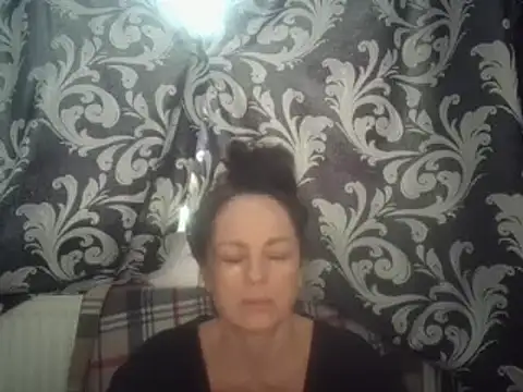 LindaStarS online show from February 10, 6:09 am