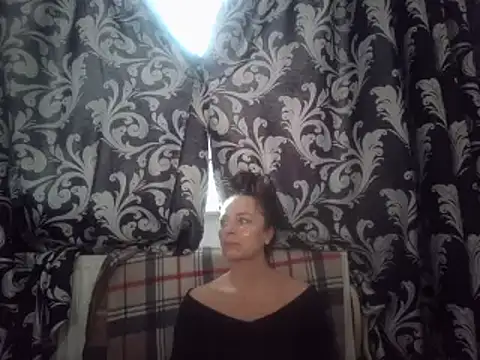 LindaStarS online show from February 13, 5:58 am