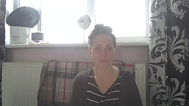 LindaStarS online show from May 2, 6:40 am