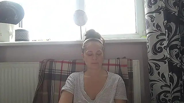 LindaStarS online show from May 9, 5:34 am