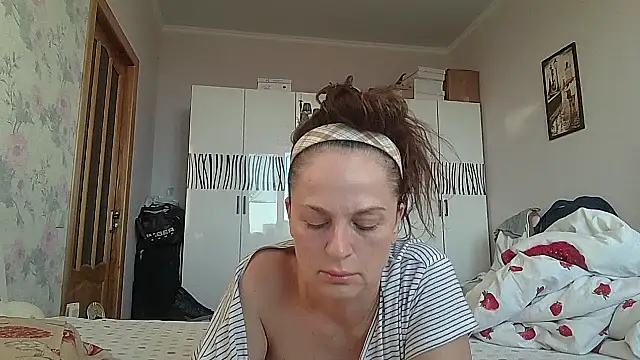 LindaStarS online show from May 16, 4:39 pm