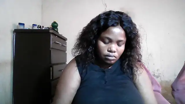 Snapshot of sexybigboobz chatting on September 9, 6:02 am sexybigboobz online show from September 9, 6:02 am