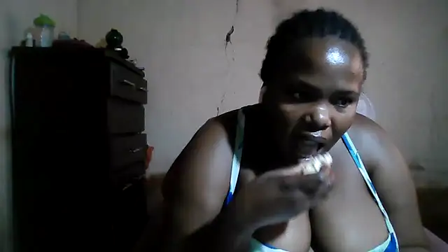 Snapshot of sexybigboobz chatting on September 17, 7:10 am sexybigboobz online show from September 17, 7:10 am