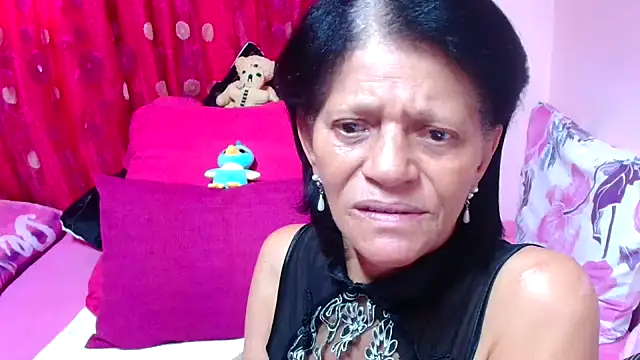 SLUTTYROXY online show from October 2, 6:53 am