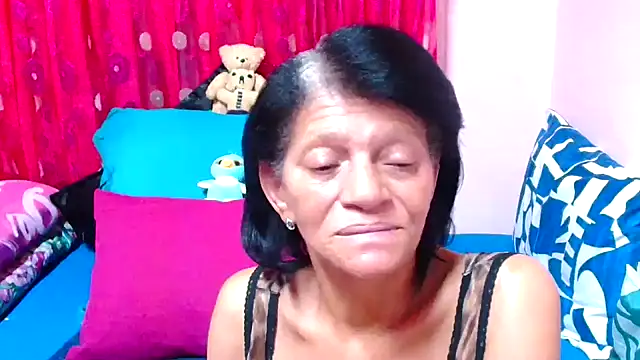 SLUTTYROXY online show from October 20, 7:25 pm