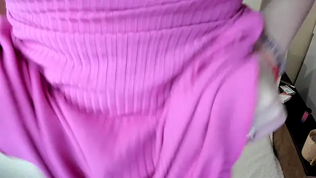 nikkiRyd online show from December 18, 12:11 pm