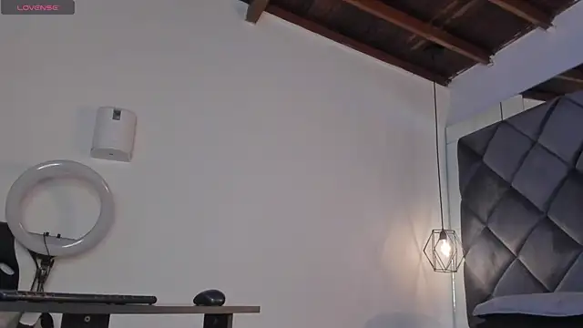 moonsweet1 online show from October 31, 11:22 am