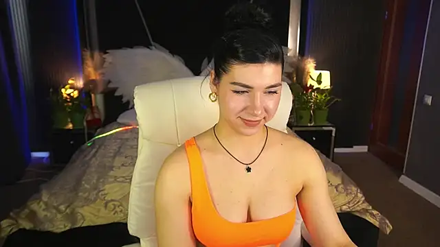 EmilyCandyy online show from May 8, 6:19 am