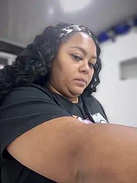 yanza2002 online show from February 7, 11:34 pm