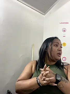 yanza2002 online show from June 27, 8:58 pm