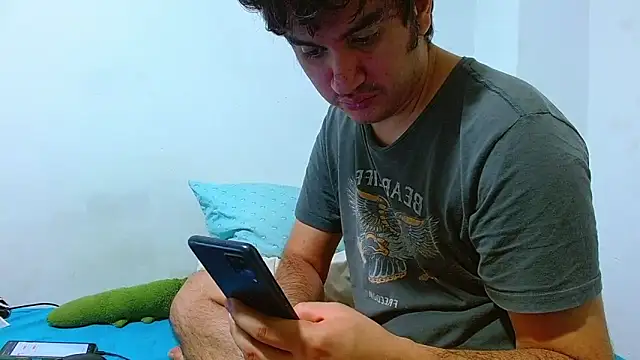 biglatin80 online show from March 14, 8:53 am