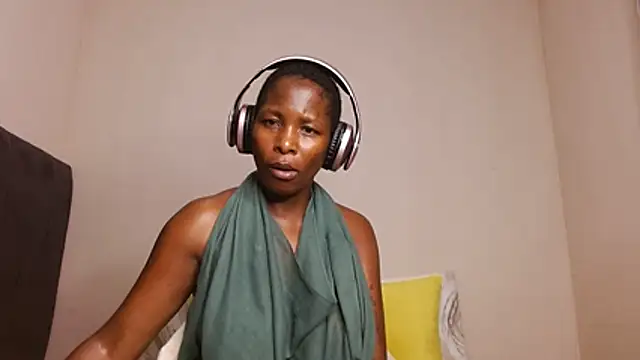 Snapshot of SoftRosee chatting on July 3, 11:11 pm SoftRosee online show from July 3, 11:11 pm