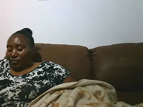 ebonytitts4u online show from February 17, 8:04 pm