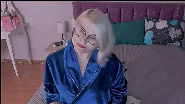 sabrinamacmarren online show from January 21, 6:02 pm