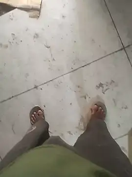 Snapshot of bigh96dik chatting on September 12, 4:01 am bigh96dik online show from September 12, 4:01 am