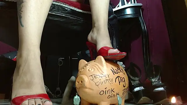 MeGoddesSara online show from May 7, 9:20 pm