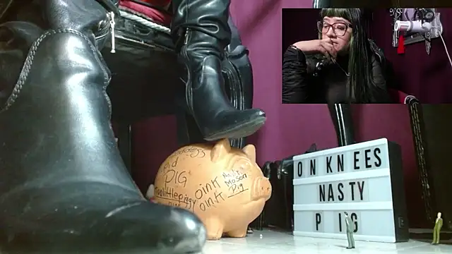 MeGoddesSara online show from May 16, 7:56 pm