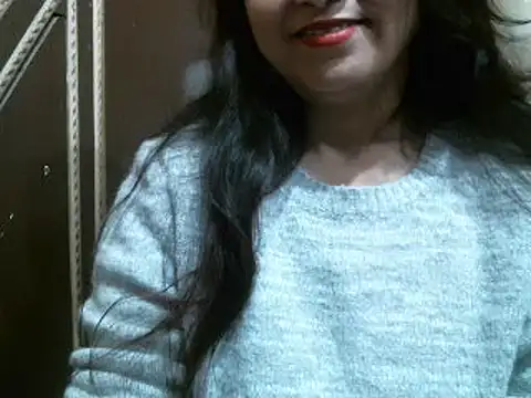 Snapshot of UrsMansi chatting on December 9, 7:50 am UrsMansi online show from December 9, 7:50 am