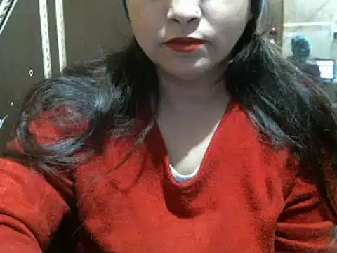 Snapshot of UrsMansi chatting on December 11, 6:04 am UrsMansi online show from December 11, 6:04 am