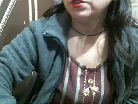 Snapshot of UrsMansi chatting on December 13, 6:10 am UrsMansi online show from December 13, 6:10 am
