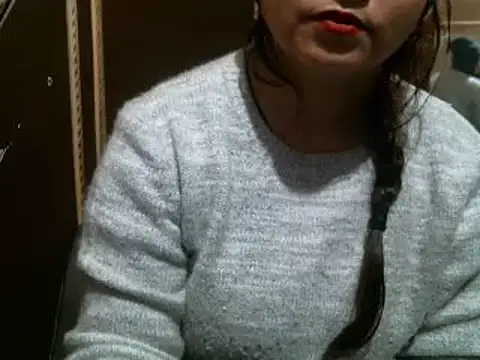 Snapshot of UrsMansi chatting on January 4, 5:05 am UrsMansi online show from January 4, 5:05 am