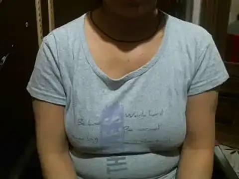 Snapshot of UrsMansi chatting on January 12, 8:47 pm UrsMansi online show from January 12, 8:47 pm