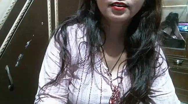 Snapshot of UrsMansi chatting on March 11, 1:16 am UrsMansi online show from March 11, 1:16 am