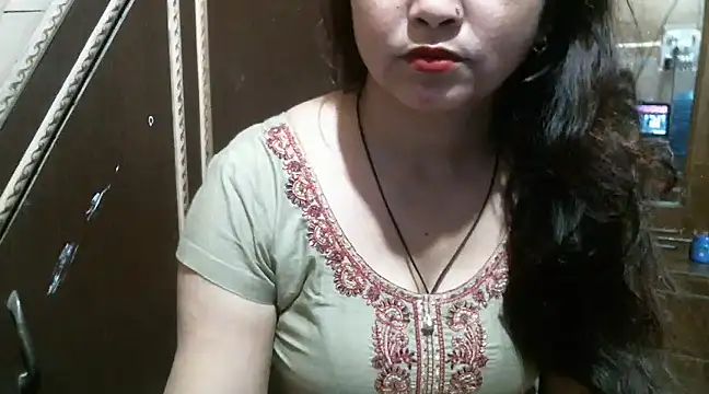 Snapshot of UrsMansi chatting on March 16, 1:38 am UrsMansi online show from March 16, 1:38 am