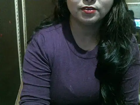 Snapshot of UrsMansi chatting on November 18, 4:28 am UrsMansi online show from November 18, 4:28 am