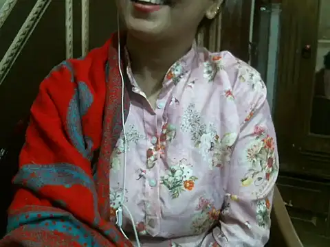 Snapshot of UrsMansi chatting on December 14, 6:41 am UrsMansi online show from December 14, 6:41 am