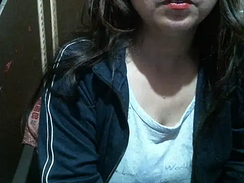 Snapshot of UrsMansi chatting on February 13, 8:49 pm UrsMansi online show from February 13, 8:49 pm