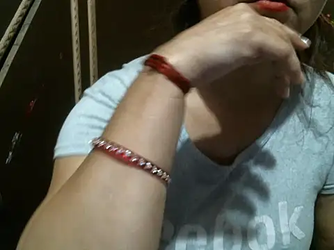 Snapshot of UrsMansi chatting on March 6, 1:46 am UrsMansi online show from March 6, 1:46 am