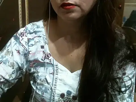 Snapshot of UrsMansi chatting on March 20, 2:27 am UrsMansi online show from March 20, 2:27 am