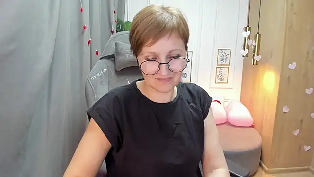 Paris Cherry online show from February 18, 7:41 pm