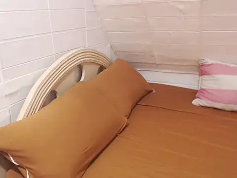 adorabletrans69xx online show from April 2, 3:53 pm