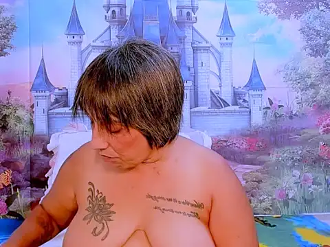 indianroxy online show from September 15, 4:18 pm