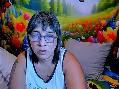 indianroxy online show from May 14, 10:49 pm