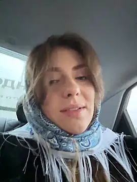 Snapshot of MariiD chatting on December 26, 7:24 am MariiD online show from December 26, 7:24 am