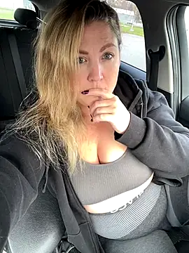 Anna Alexa online show from November 1, 10:06 am