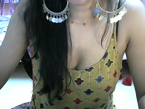 indianbae01 online show from February 13, 12:35 am