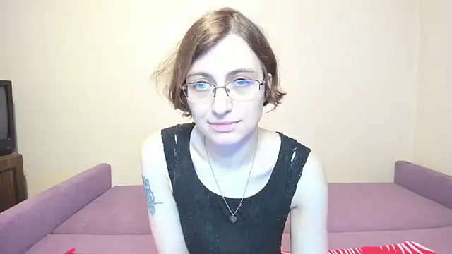 MarilynDream online show from March 18, 9:53 pm