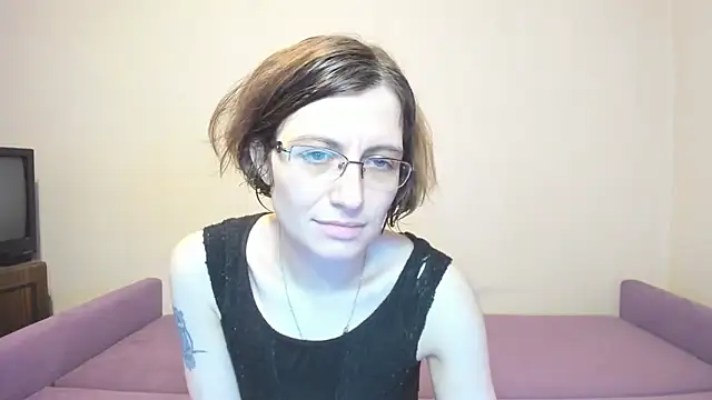 MarilynDream online show from March 20, 8:40 pm