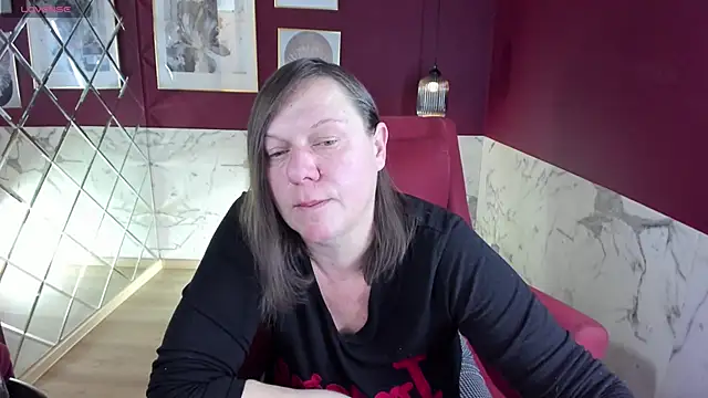 Snapshot of KellyPerfection chatting on October 18, 5:21 am KellyPerfection online show from October 18, 5:21 am