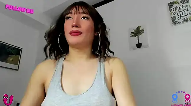 Snapshot of hottycrishina chatting on December 9, 11:58 am hottycrishina online show from December 9, 11:58 am