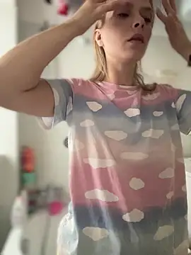 AnastasiaAniess online show from October 29, 7:32 am