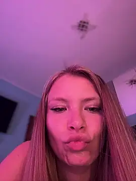 AnastasiaAniess online show from February 13, 9:55 pm