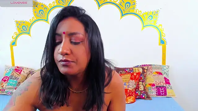 LadyNahir online show from June 26, 12:59 am